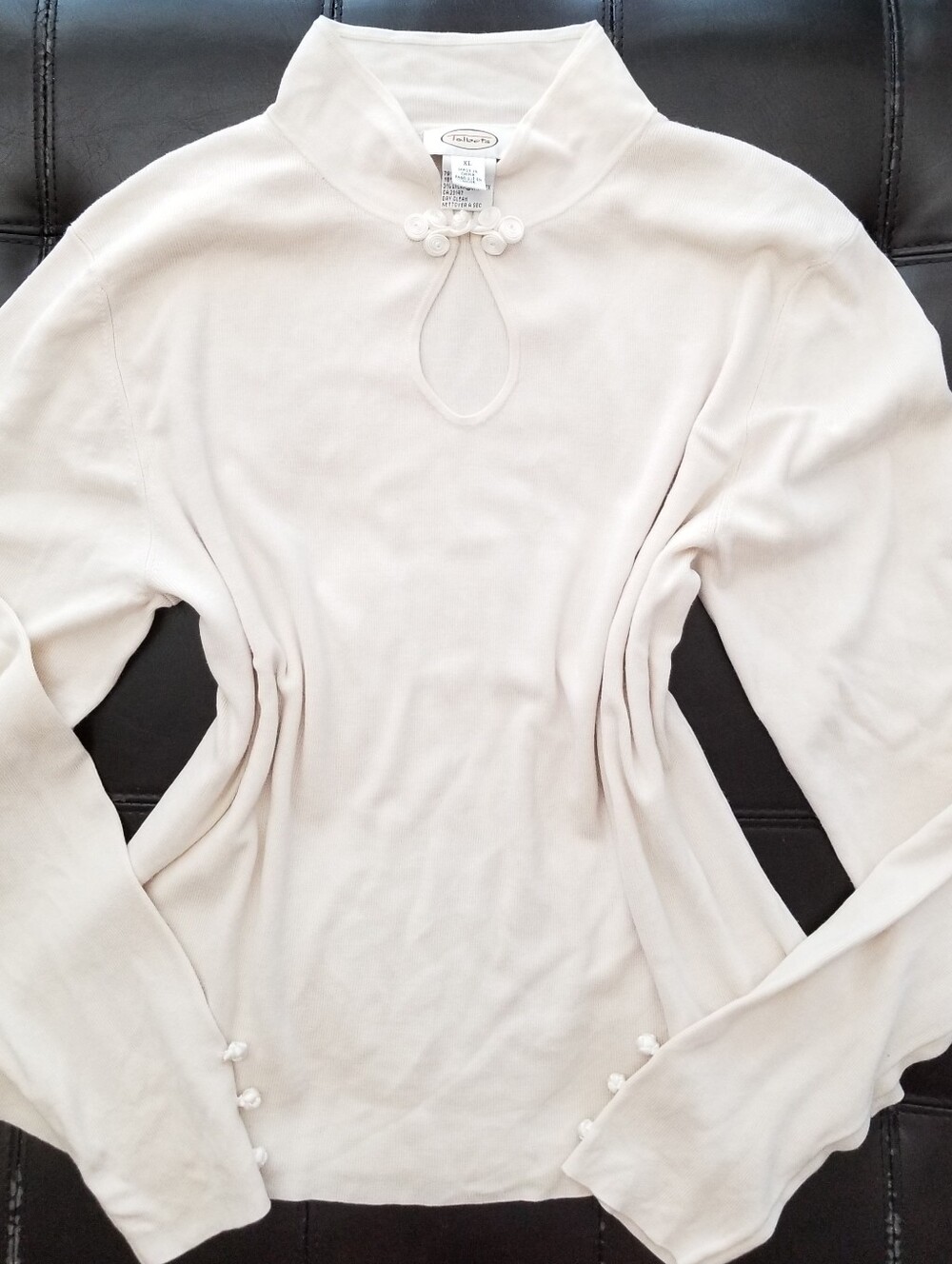 ❗Talbots Vintage Cream Keyhole Top XL❗